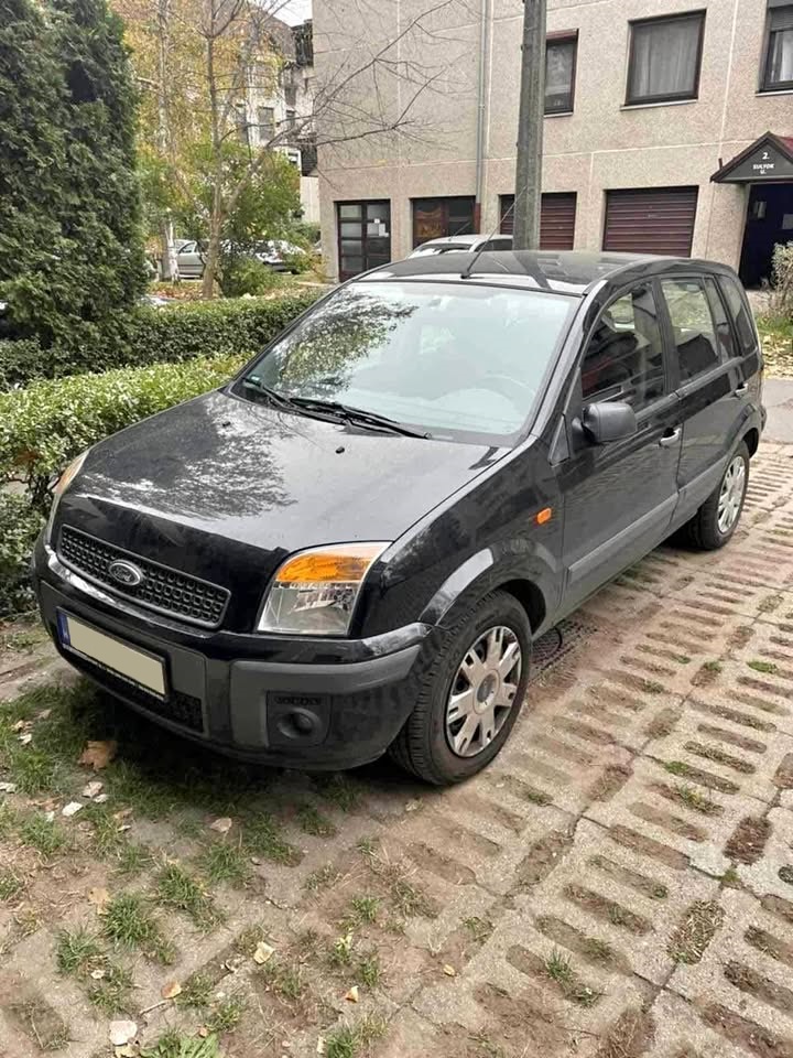 07. Ford Fusion 1.4 kombi